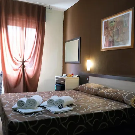 Hotel Canasta