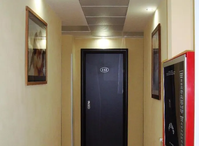 卡纳斯塔酒店 酒店 3*