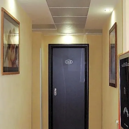 Canasta Hotel 3*