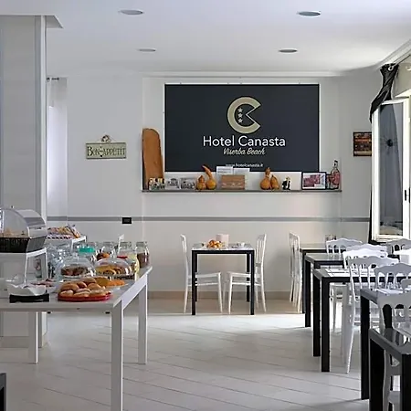 Canasta Hotel 3*